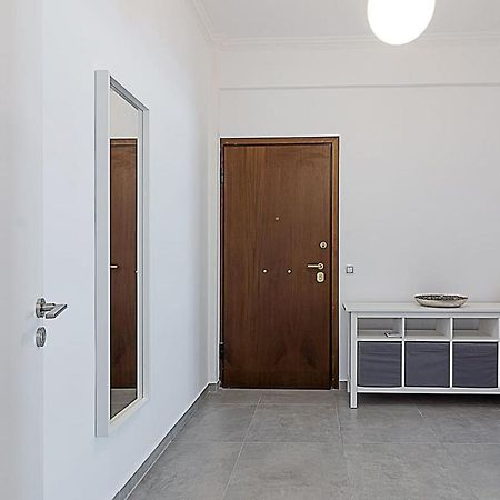 Spacious Two Bedroom Apartment In Central Location เอเธนส์ ภายนอก รูปภาพ