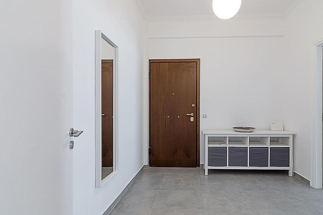 Spacious Two Bedroom Apartment In Central Location เอเธนส์ ภายนอก รูปภาพ