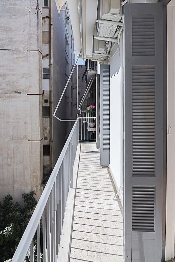 Spacious Two Bedroom Apartment In Central Location เอเธนส์ ภายนอก รูปภาพ