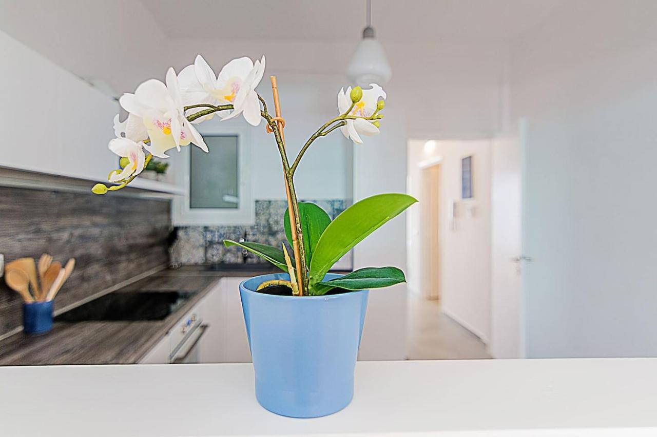 Spacious Two Bedroom Apartment In Central Location เอเธนส์ ภายนอก รูปภาพ